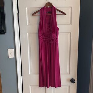 Jones Wear Fuchsia Sleeveless Midi Dress